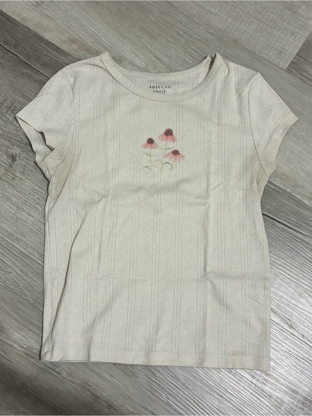 american eagle baby tee t-shirt